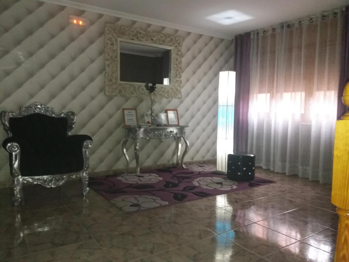 Hostal Texas 2 Fuentes de Ebro 外观 照片
