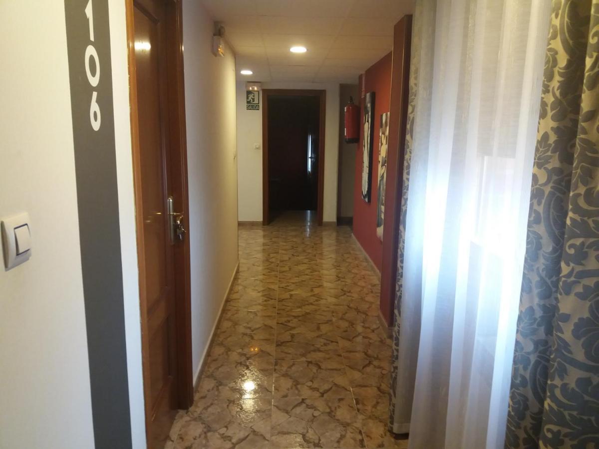 Hostal Texas 2 Fuentes de Ebro 外观 照片